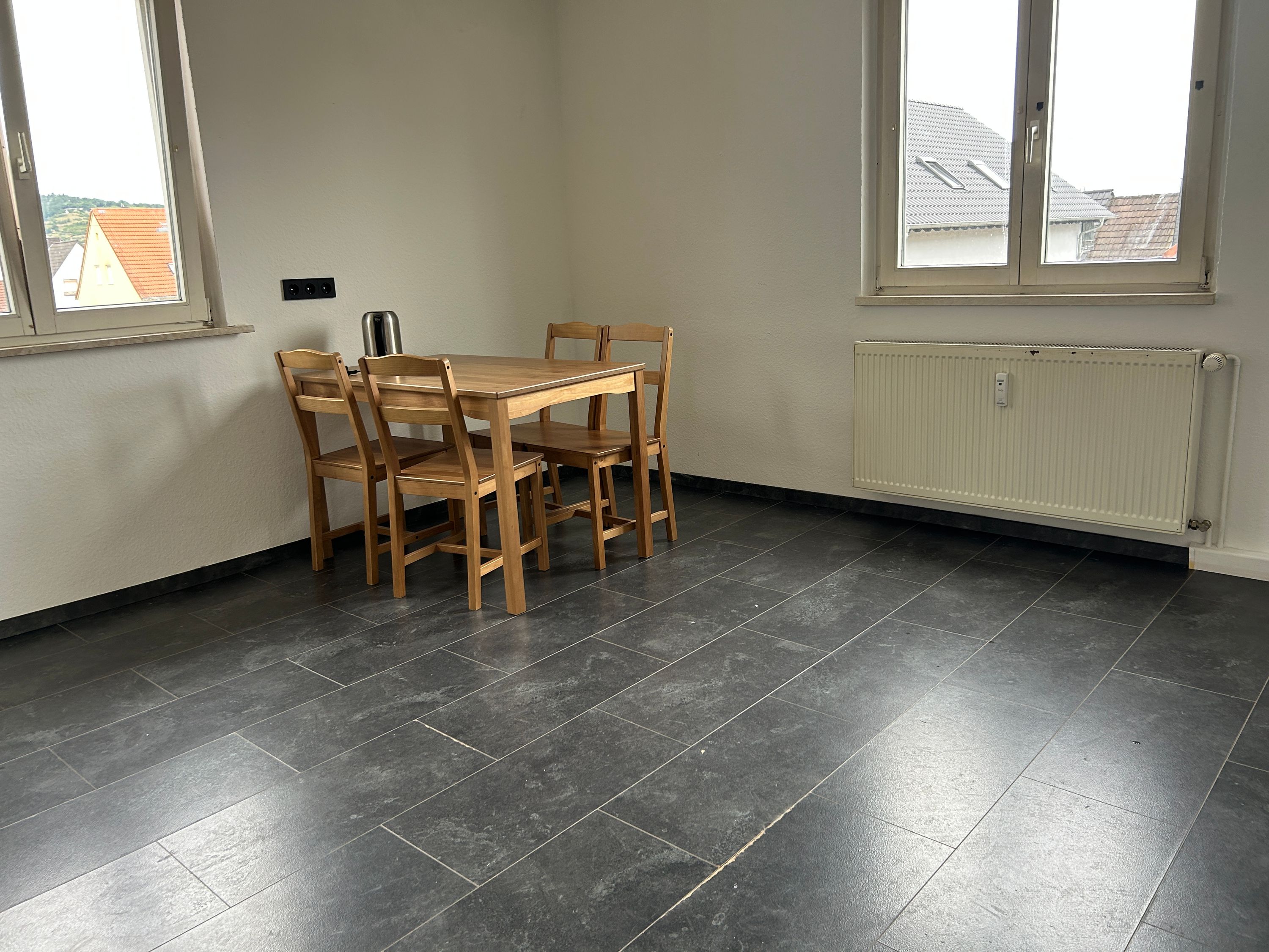 Monteurzimmer Rüsselsheim Zentrum – Einzel- & Doppelzimmer